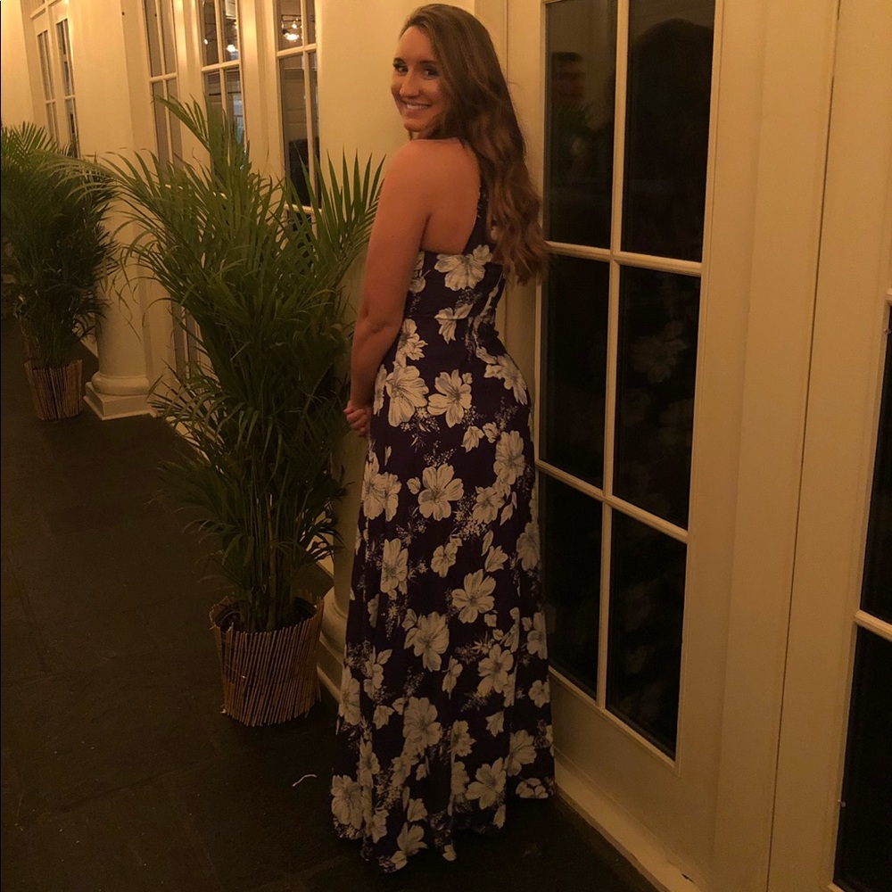 Lulu’s Maxi Dress